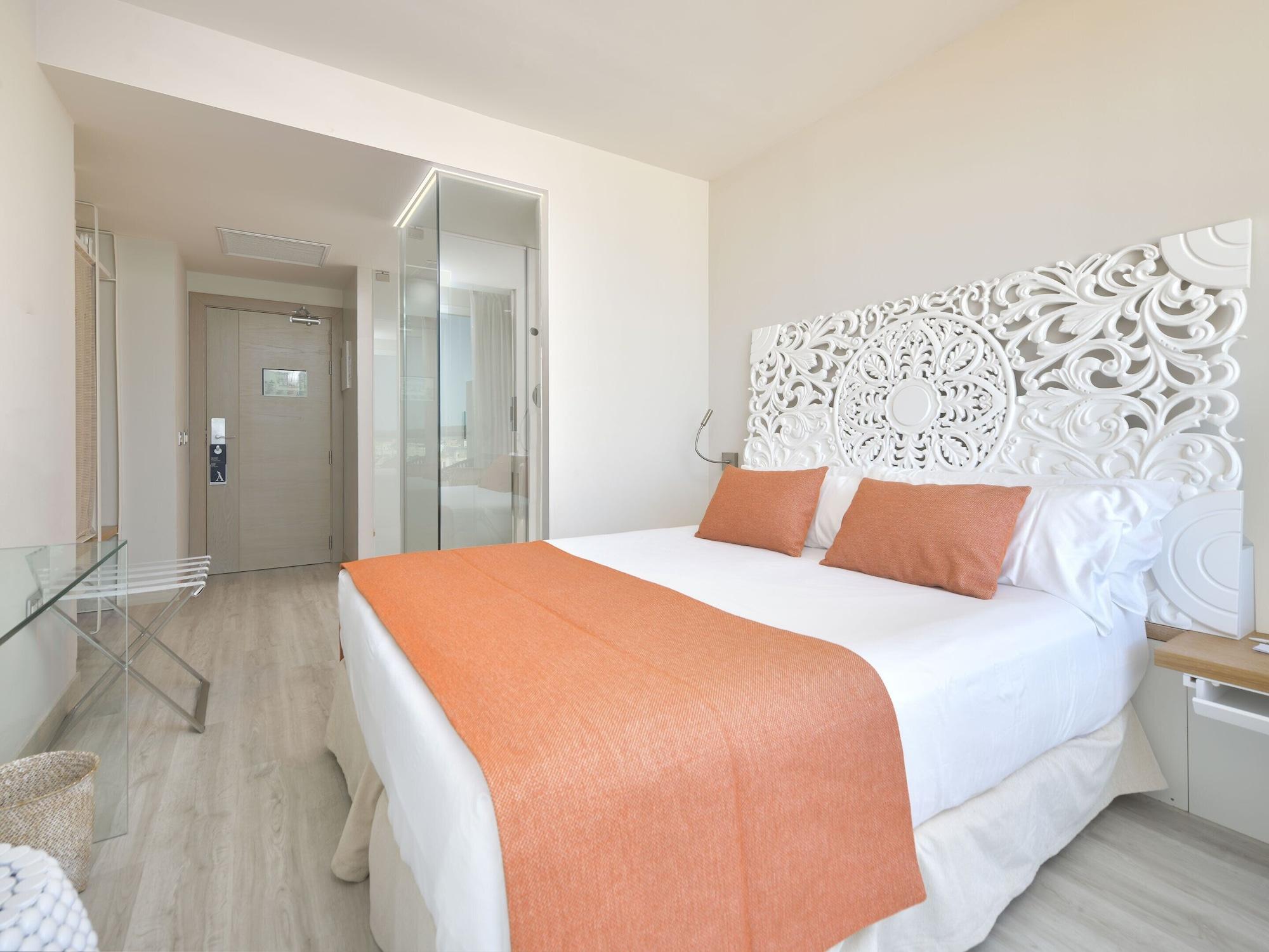 Hotel Amàre Beach Ibiza Adults Only 4*